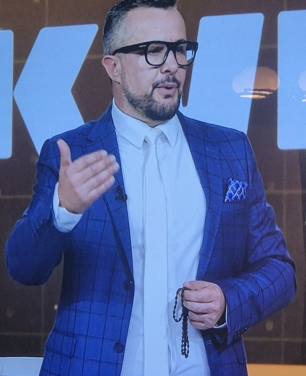 Tipatnik's tweet photo. Zavrti je Wukomane ! :) https://t.co/VIQVnJ5Bax