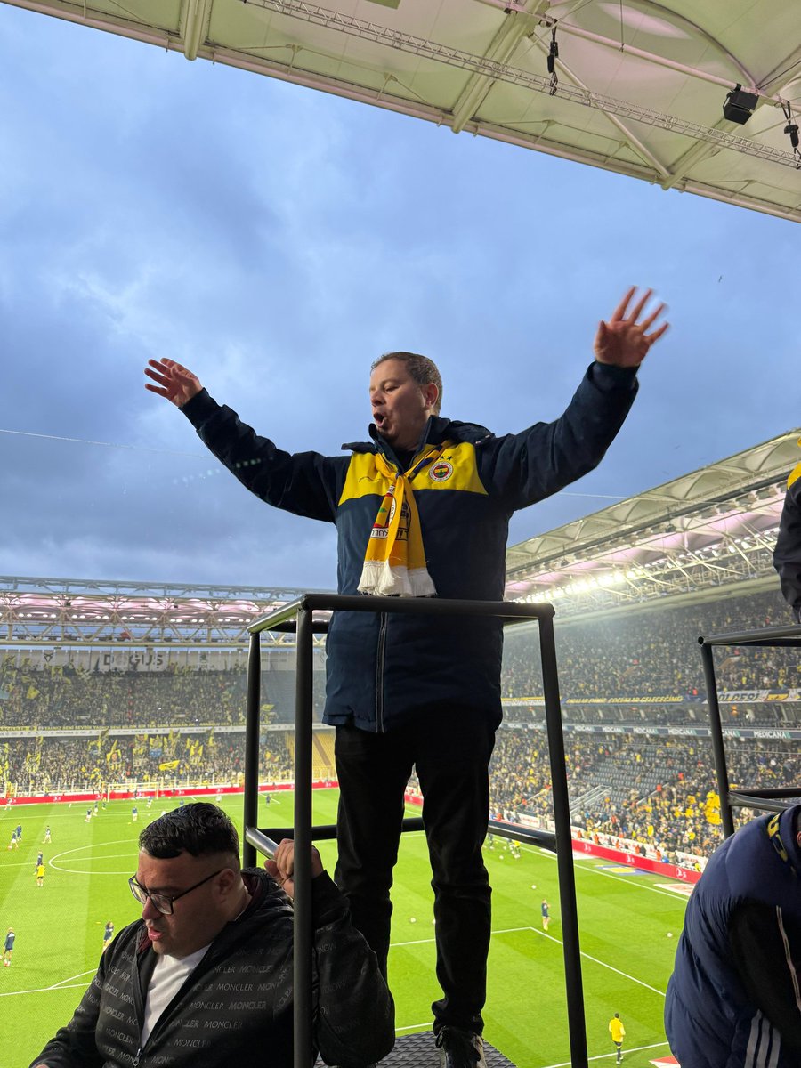 Amigo Yücel tweet media