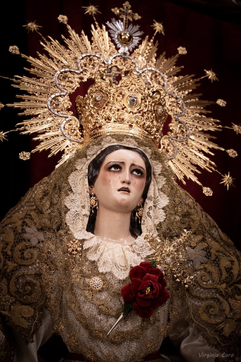 Zamarrilla's tweet photo. Así se encuentra María Santísima de la Amargura Coronada, ataviada para el Tiempo Pascual.

🪡 Javier Nieto
📸 Virginia Caro

#Zamarrilla | #CofradíasMLG https://t.co/YKag0enCbq
