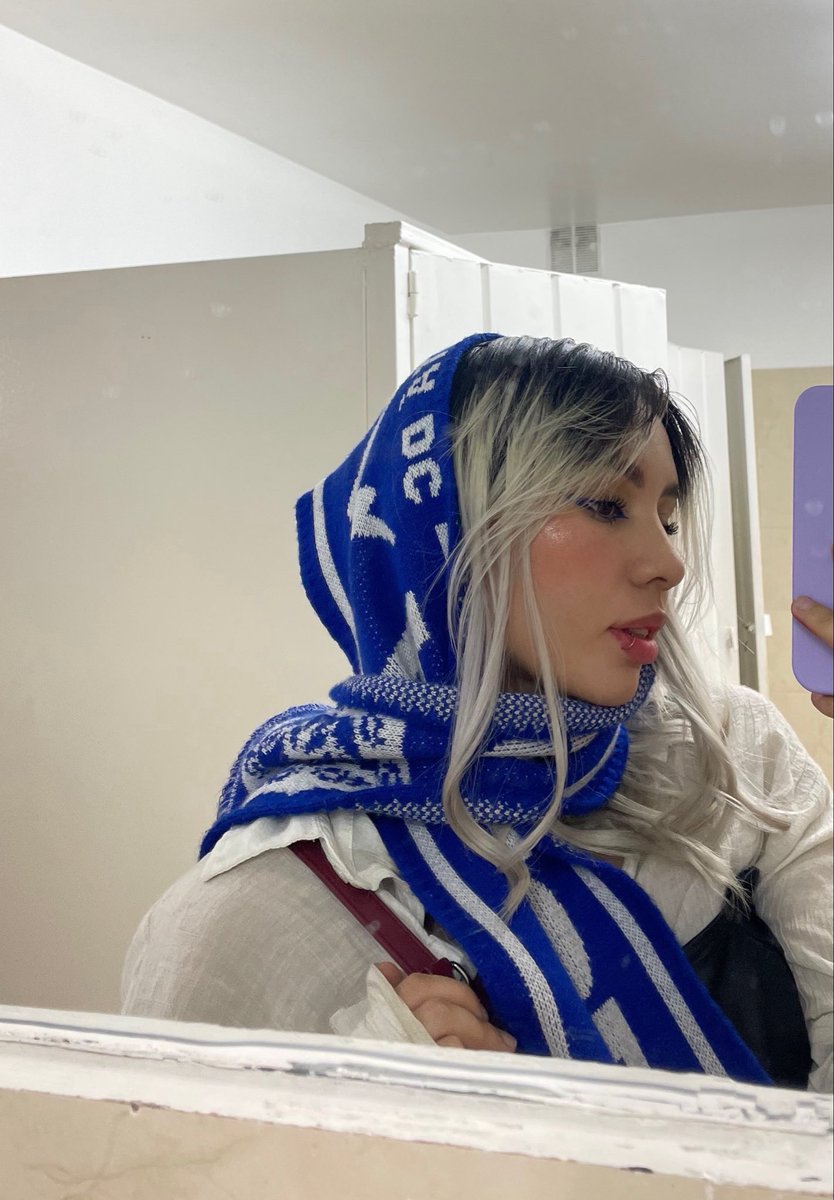 CARLOS DARWIN PROBÓ LA CHANGUA E IMPLOSIONÓ tweet media