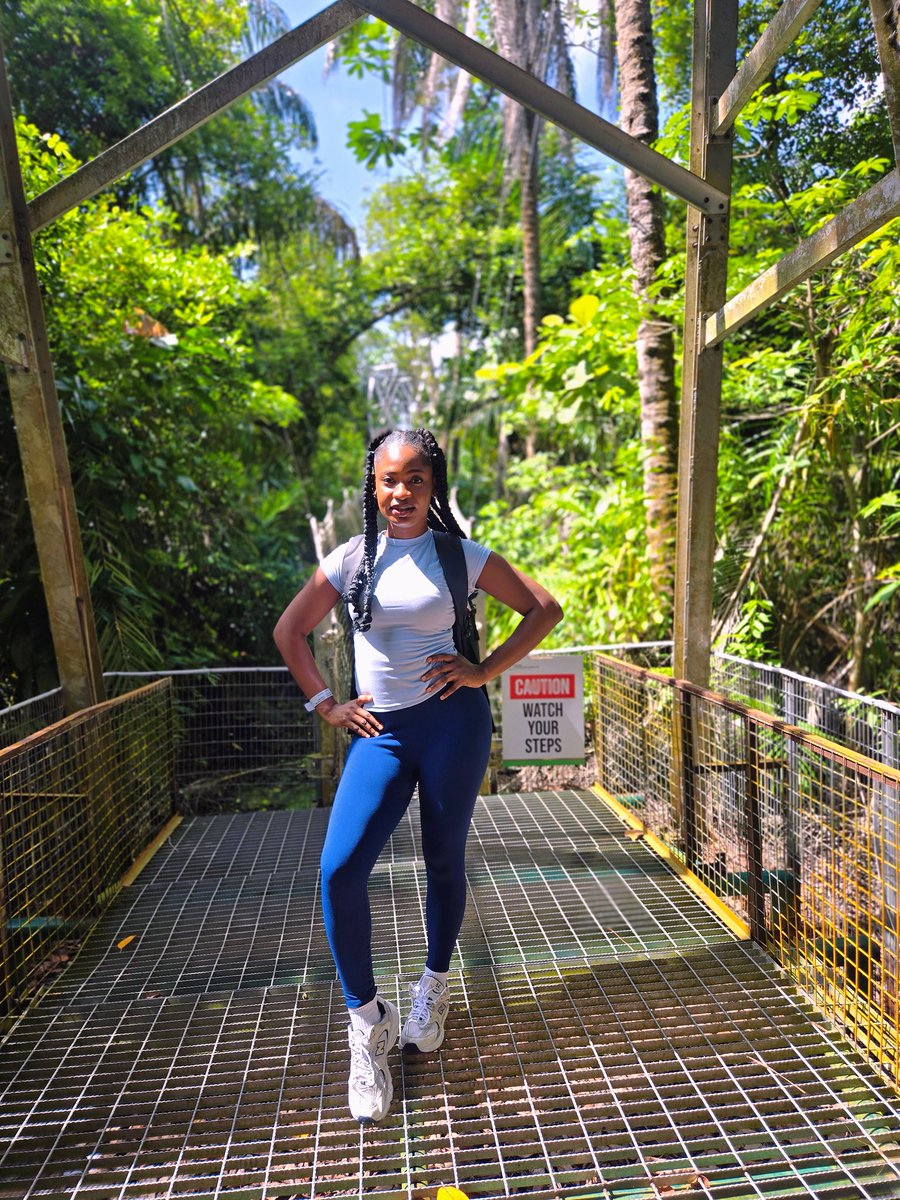 Ife_musiq's tweet image. The Most Fun day! 💜🦅 #hiking