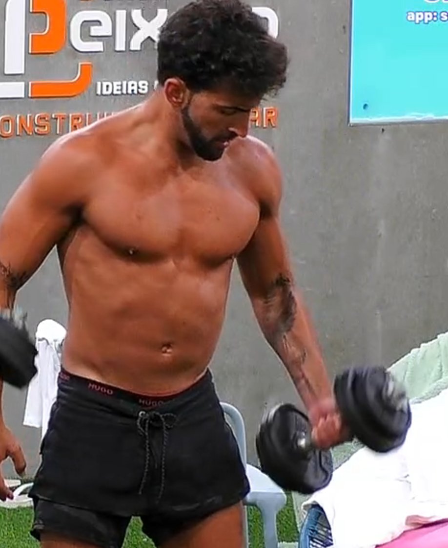 mrb. 🦋 tweet media