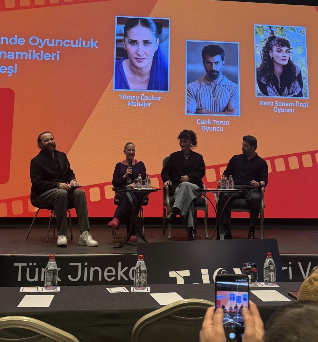 CenkTorunEtki's tweet photo. #CenkTorun from the TJOV Uluslararası Kısa Film Festivali panel on acting and industry dynamics. ✨ https://t.co/3ZRvuJ6Bfq