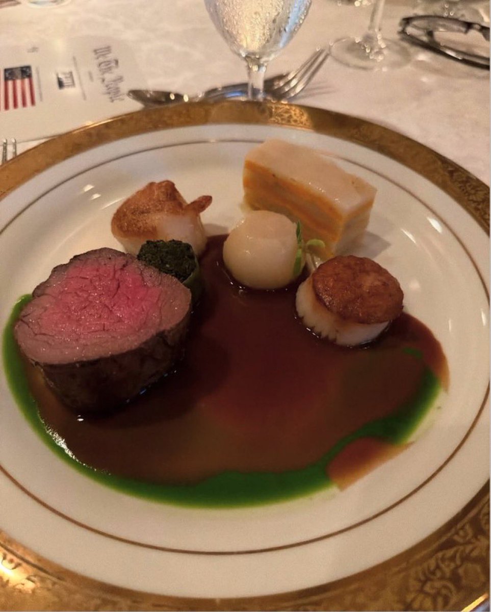 Morgan J. Freeman tweet media