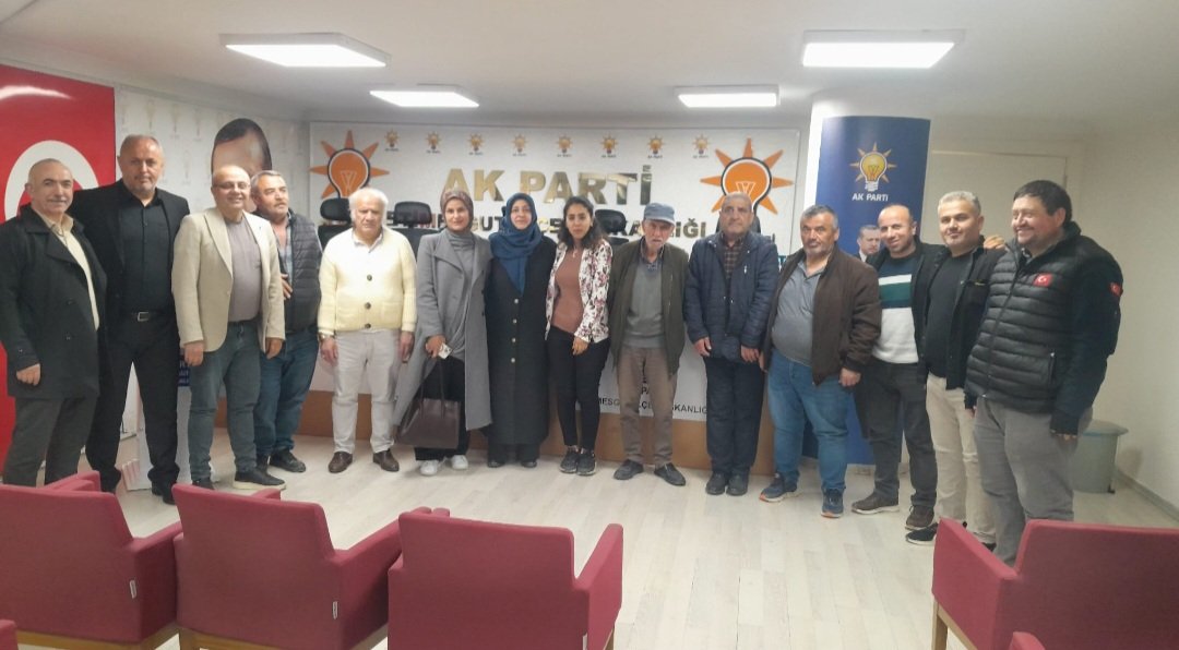 ozbey57sinoplu's tweet photo. Piyade Mahallesi Komisyonu, haftalık olağan toplantısını; Mahalle Başkanımız Sayın Mustafa UYSAL’ın başkanlığında, Mahalle Koordinatörümüz Sayın Nuray ÖNER’in katılımlarıyla,Ekrem kormaz başkan katılmıştır gerçekleştirmiştir.

@ysankazan
@erhansarigol
@aketimesgut06 https://t.co/fMqueleBVQ