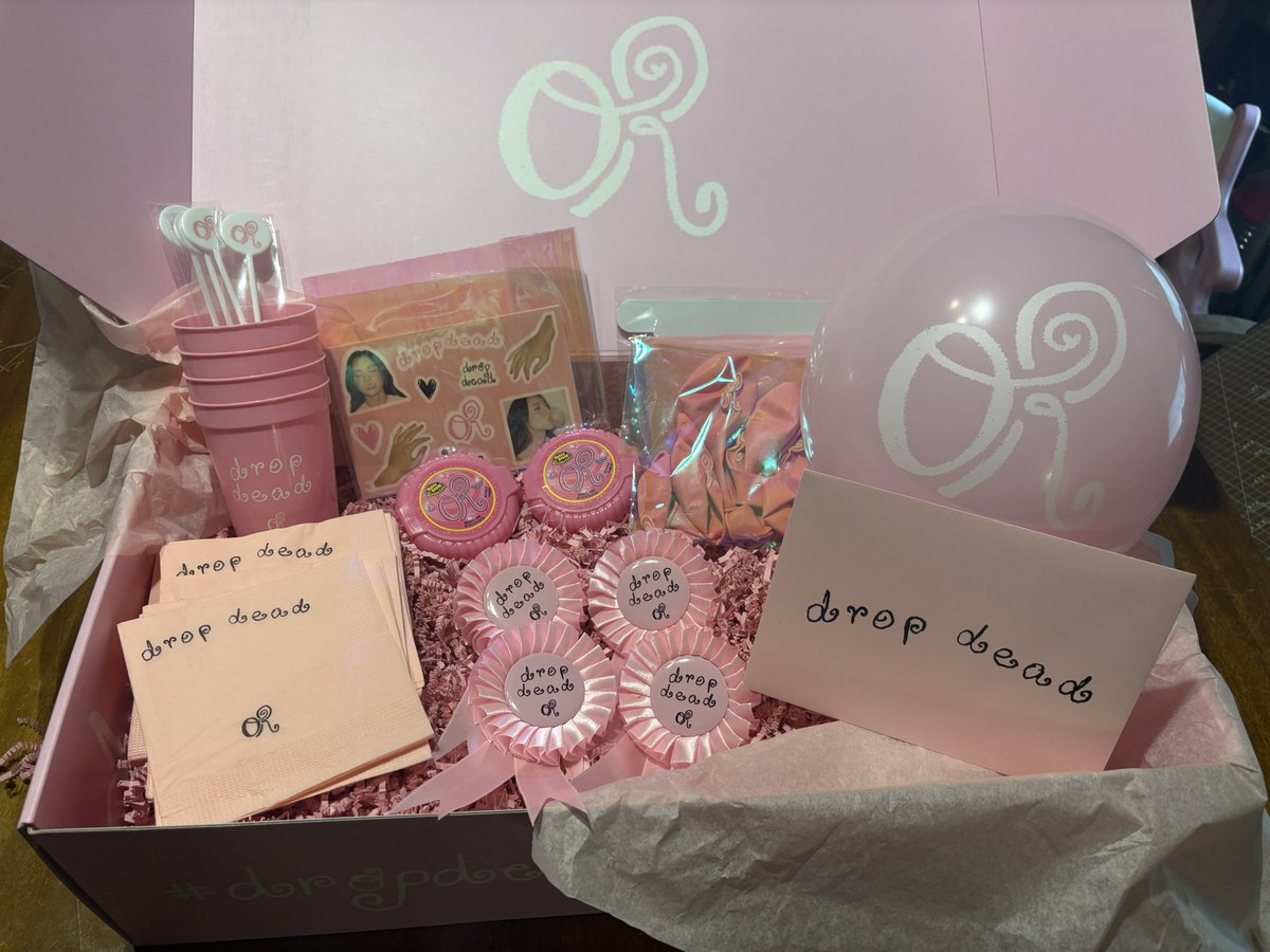 emmy ⋆✴︎˚｡⋆ tweet media