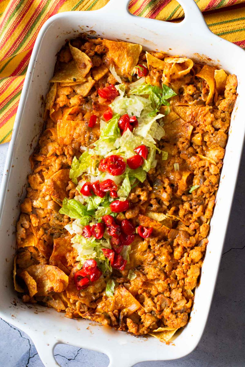 OnZRanch's tweet image. Spice up your weeknights with our Chicken Taco Casserole! 🌮🍗🧀 Packed with bold flavors and simple ingredients, this easy one-pan meal is a guaranteed crowd-pleaser. Perfect for busy sche... #chickentacocasserole #easyrecipe #onepanmeal #tacotuesday #yum bit.ly/3Jp52Dv