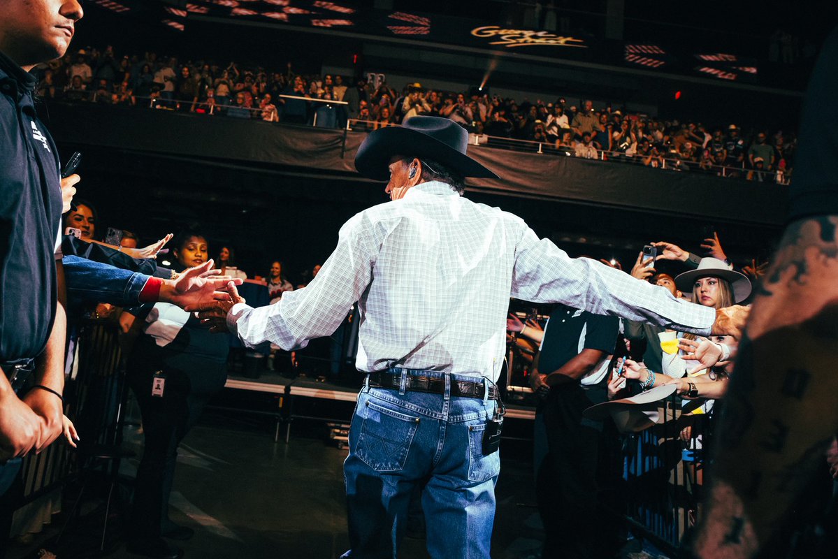 George Strait tweet media