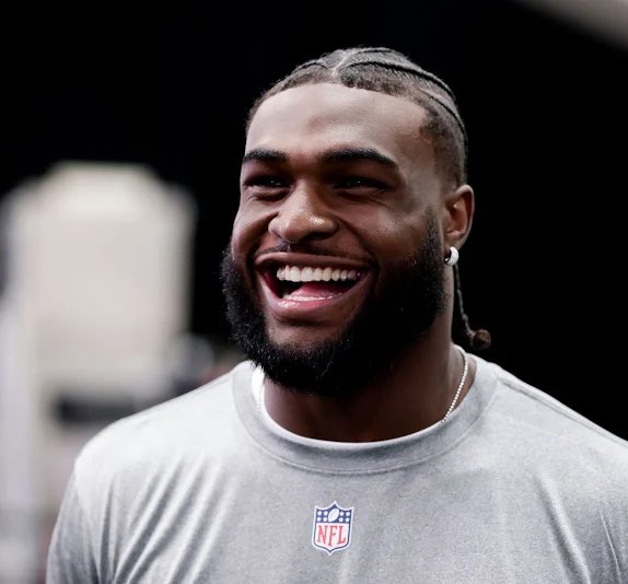 nflrums's tweet image. 🚨🚨 #Texans Will Anderson is signing a three-year $150 million extension that makes him the highest paid non-quarterback in NFL history.