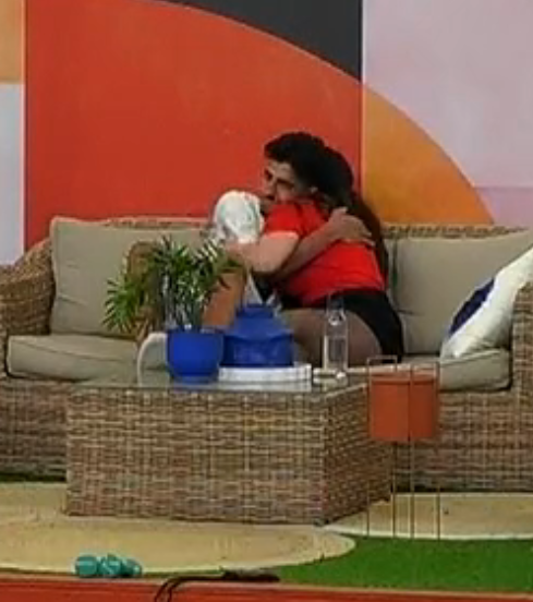 mrb. 🦋 tweet media