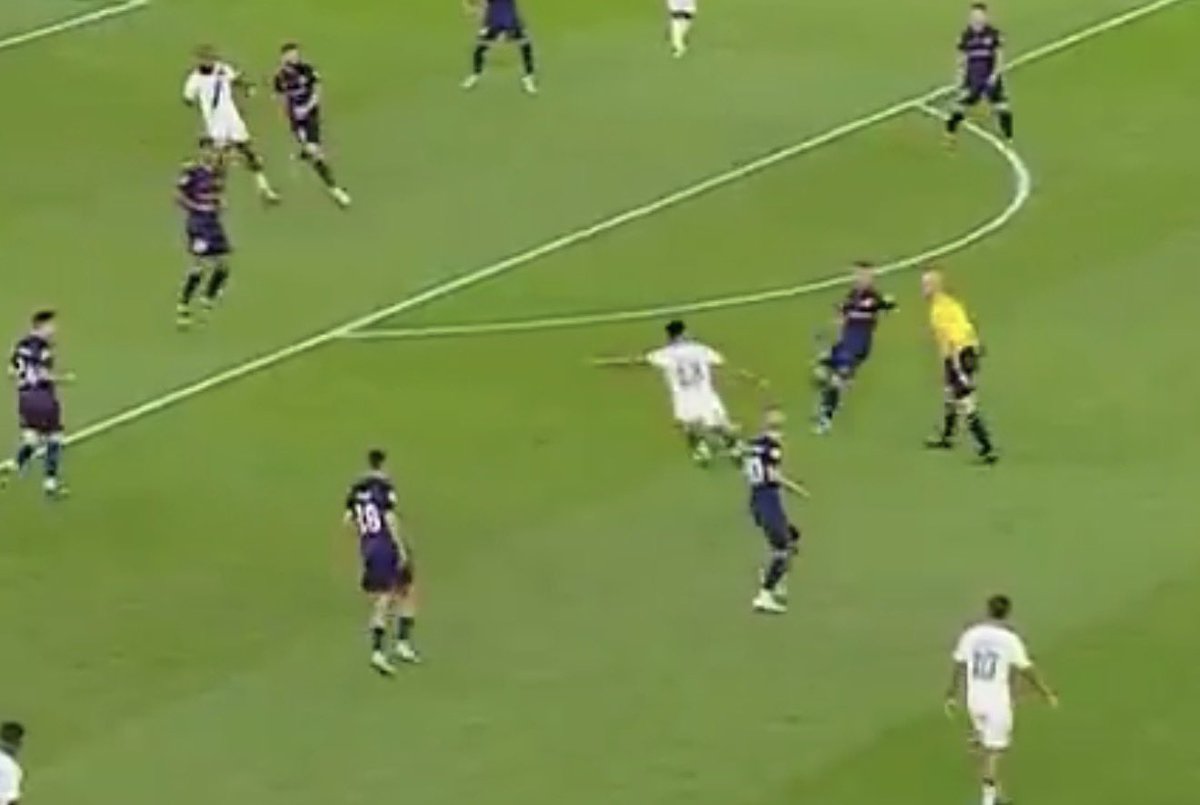 أبو خالد tweet media