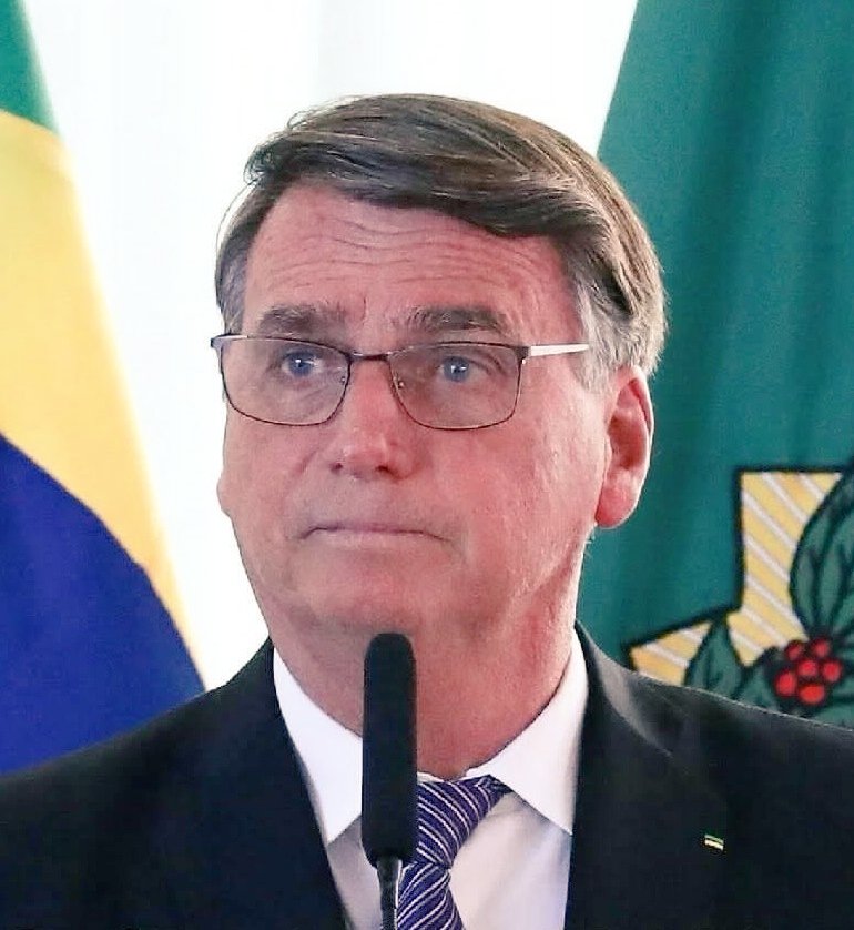 O Bolsonarismo está sendo destruído e varrido por quem deveria dar exemplo. Querem de todo modo manter os apoiadores de Jair Bolsonaro, escravizados em uma bolha ideológica que não libertará o Brasil.

Jair Bolsonaro (O LÍDER) precisa urgentemente falar com a nação Brasileira.