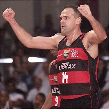 De Laurentis tweet media