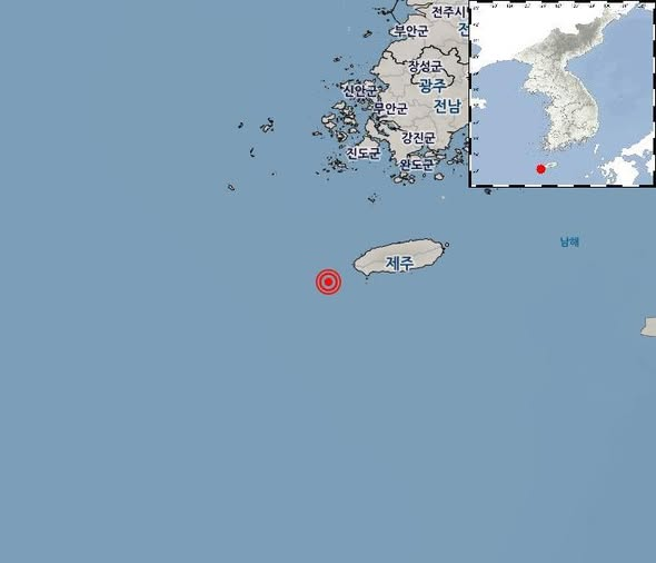 KMA_earthquake's tweet photo. [지진정보] 04-18 04:27 제주 서귀포시 서남서쪽 59km 해역 규모 2.1 계기진도 : 최대진도Ⅰ https://t.co/ZoWUPRhJa7