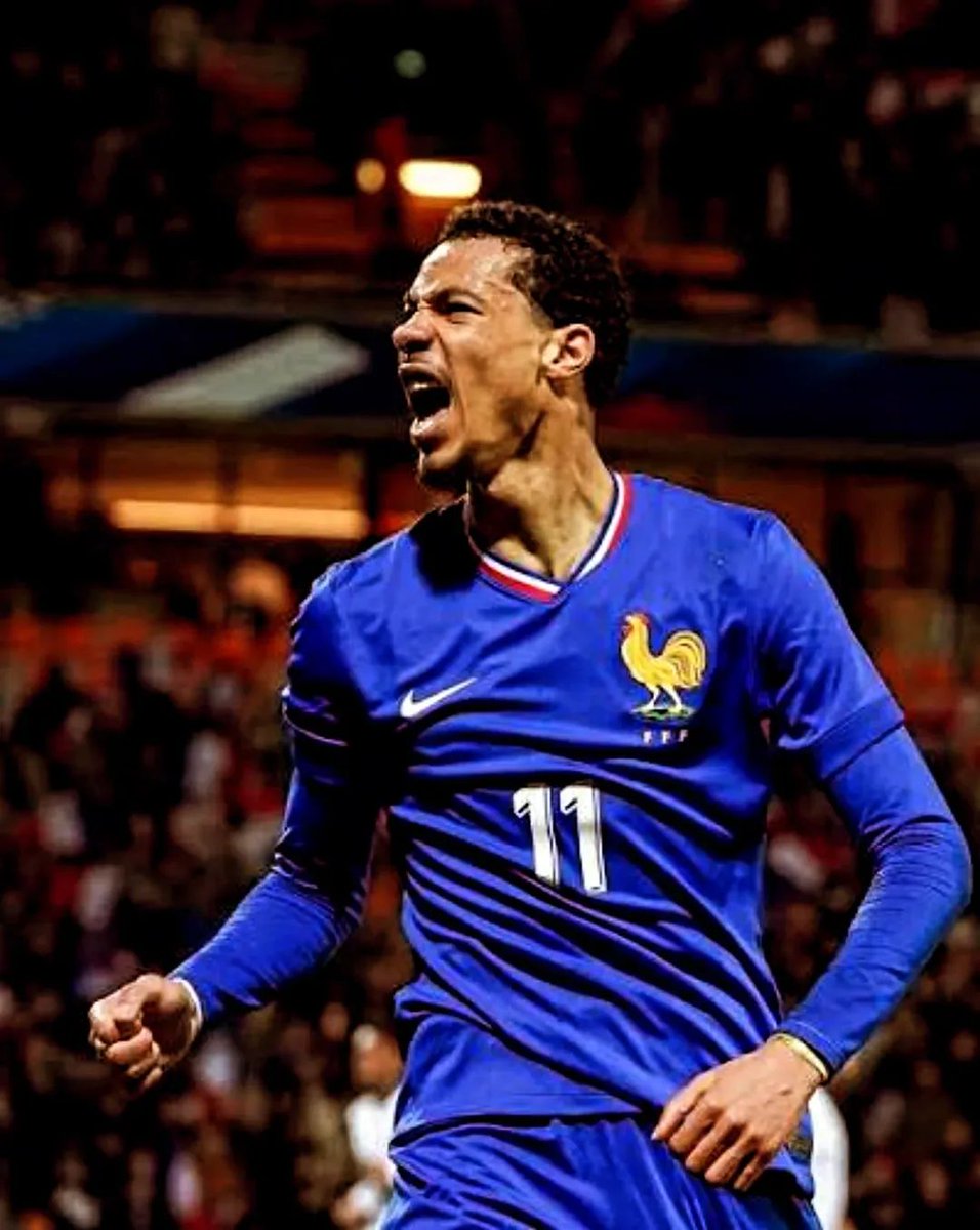 OsorioTuiran's tweet image. El Delantero Hugo Ekitike 🇨🇵⚽, se perderá el Mundial de la #FIFA 2️⃣0️⃣2️⃣6️⃣ 🇨🇦 🇲🇽 🇺🇲. Esto tras sufrir una rotura en el Tendón de Aquiles del Pie Derecho...