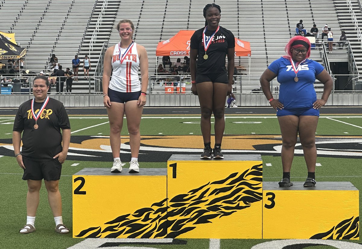 Congrats to <a href="/LovejoyXCTF/">Lovejoy XC / T&F</a> Teni Segun for her🥇place finish in the Girls’ Discus @ the UIL 9/10 5A Area Track Meet with a throw of 125’11” &amp; REGIONAL QUALIFIER‼️