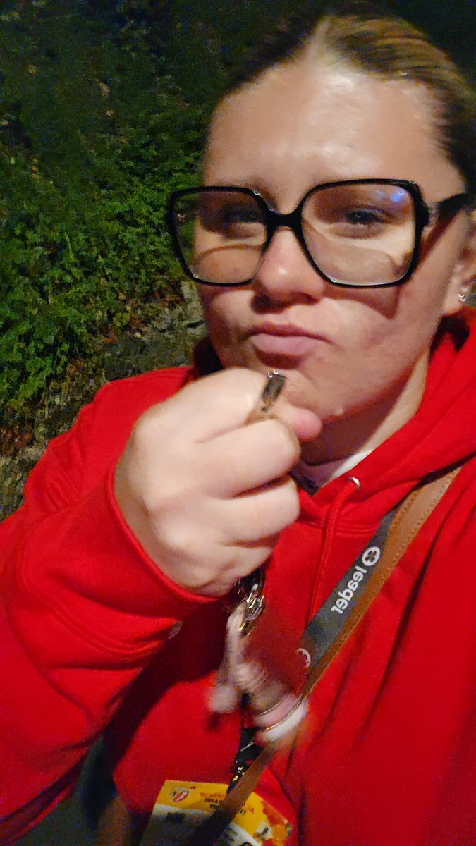 Je fait la maligne mais je marche quand même avec mes clés entre les doigts au cas ou