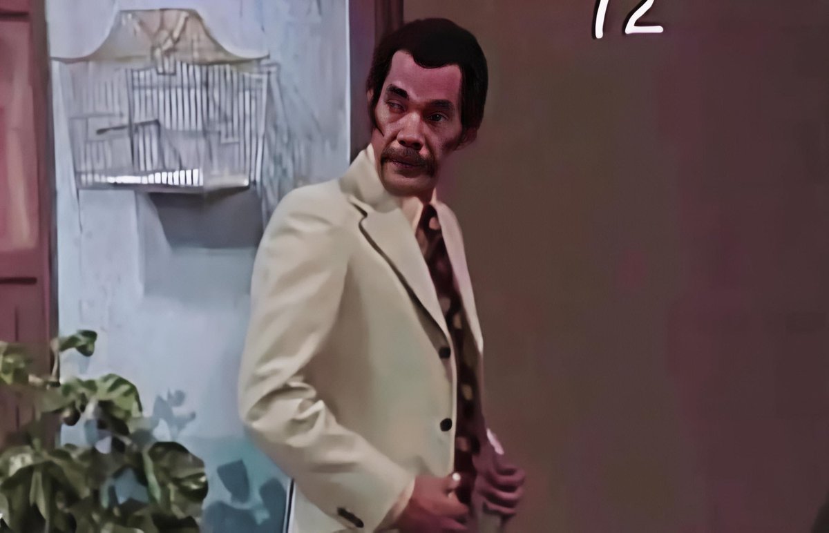 *Termino de ver una serie*

Yo saliendo de mi cuarto con la personalidad del protagonista: