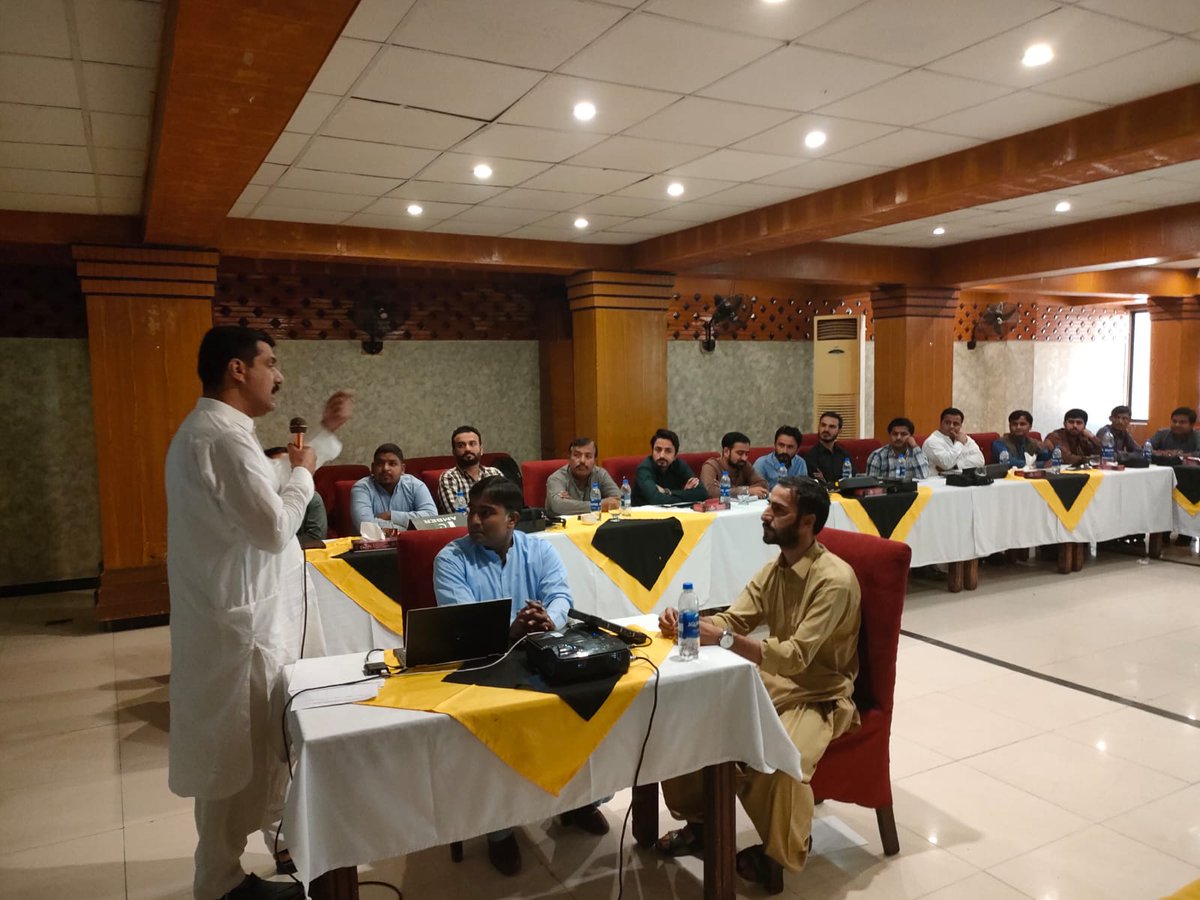 BISP_CM_Sindh's tweet photo. Compliance Monitors کی شاندار کارکردگی کے پیشِ نظر، انہیں BISP NSER Dynamic میں Master Trainers بنایا گیا۔
یہ ان کی محنت اور پروفیشنلزم کا اعتراف ہے۔
#BISP #ComplianceMonitors #NSER #dynamicsurveybisp #MasterTrainers https://t.co/fZqf8H17su