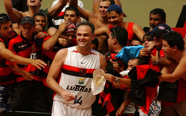 De Laurentis tweet media