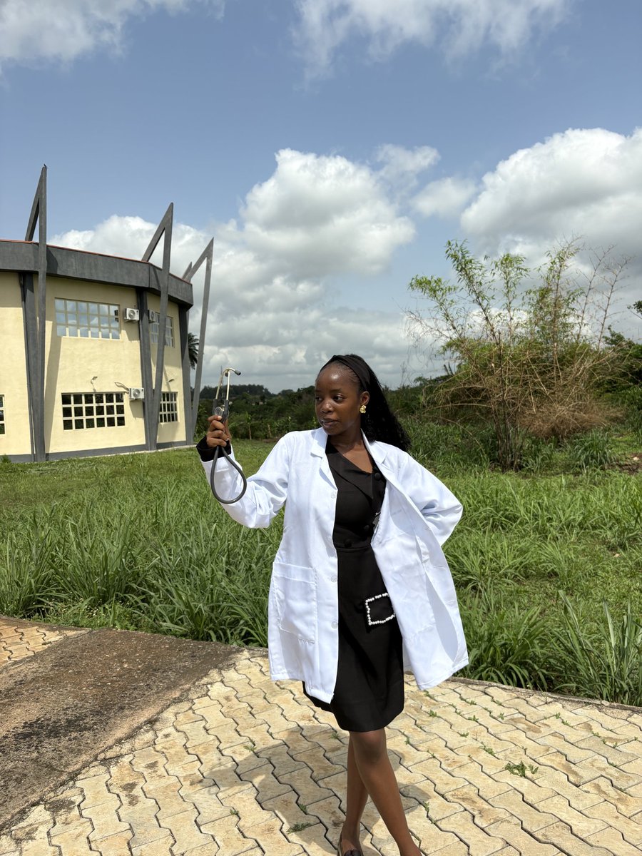 Oluwa_dunbarin🦋 tweet media