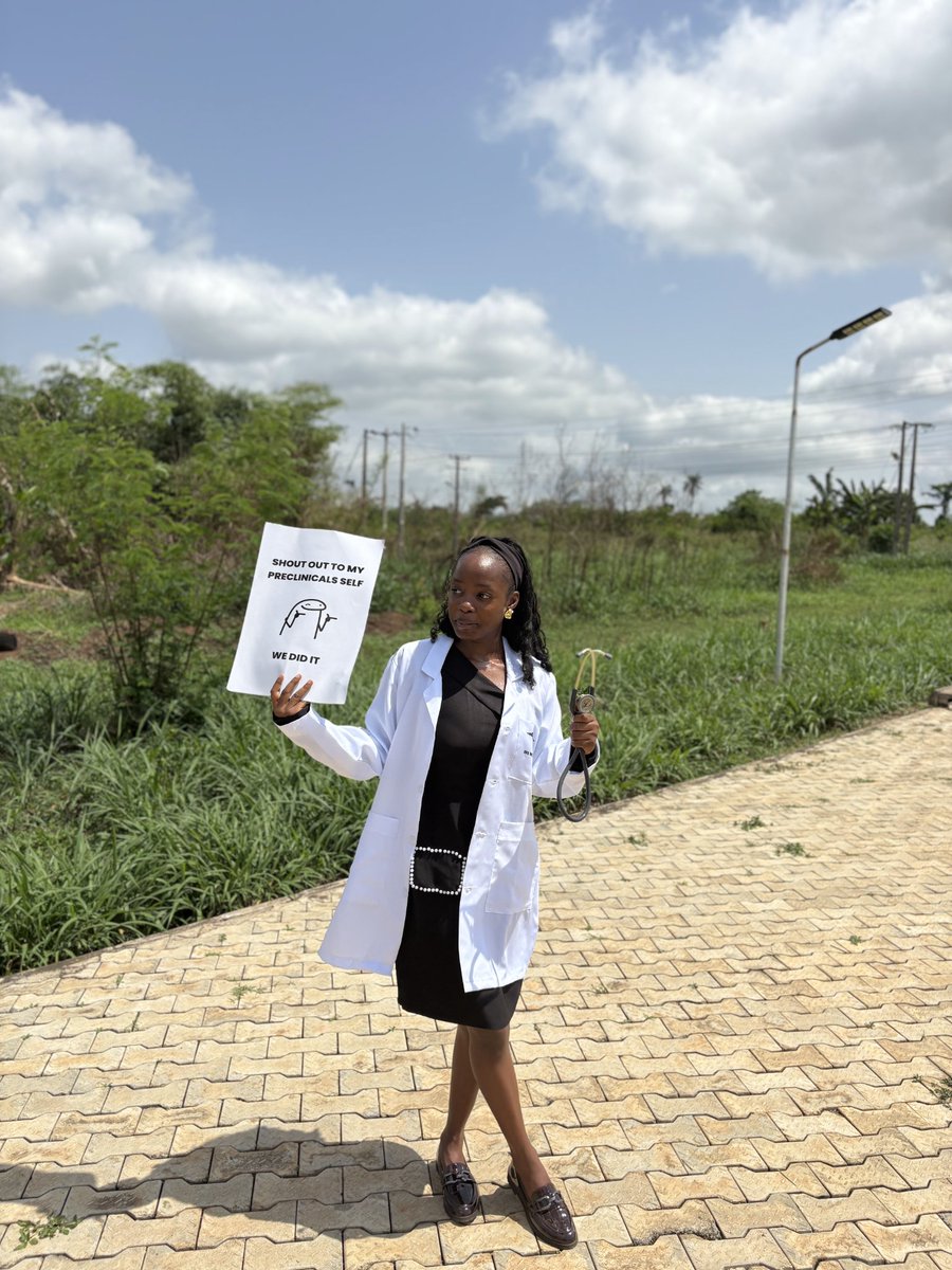 Oluwa_dunbarin🦋 tweet media