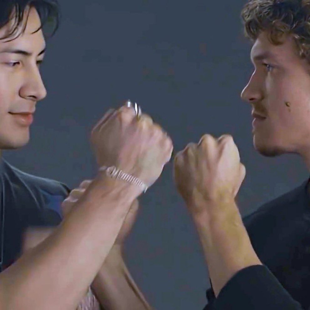 Hudcon Source tweet media