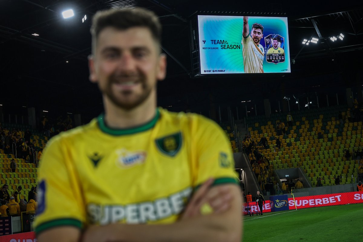 _GKSKatowice_'s tweet photo. Jeszcze jedna fantastyczna wiadomość dzisiejszego dnia. @Nowyy27 otrzymał swoją kartę w drużynie "𝗧𝗲𝗮𝗺 𝗼𝗳 𝘁𝗵𝗲 𝗦𝗲𝗮𝘀𝗼𝗻 - 𝗥𝗲𝘀𝘁 𝗼𝗳 𝗘𝘂𝗿𝗼𝗽𝗲" #FC26 od  @EASPORTSFC  #TOTS 

Znalazł się w tym elitarnym gronie jako jedyny piłkarz @_Ekstraklasa_, wielkie ukłony! 👏