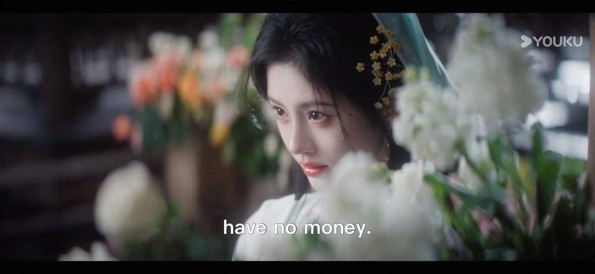dramatwts's tweet photo. A different universe and yet Lu Wuyi still has no money 😭😭😭

#VeilofShadows #JuJingyi https://t.co/SPygRd77fc