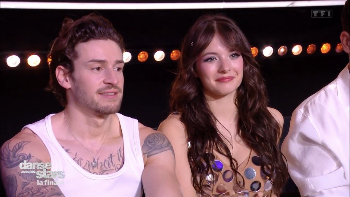 emz ( inelsa's version ✨ ) tweet media