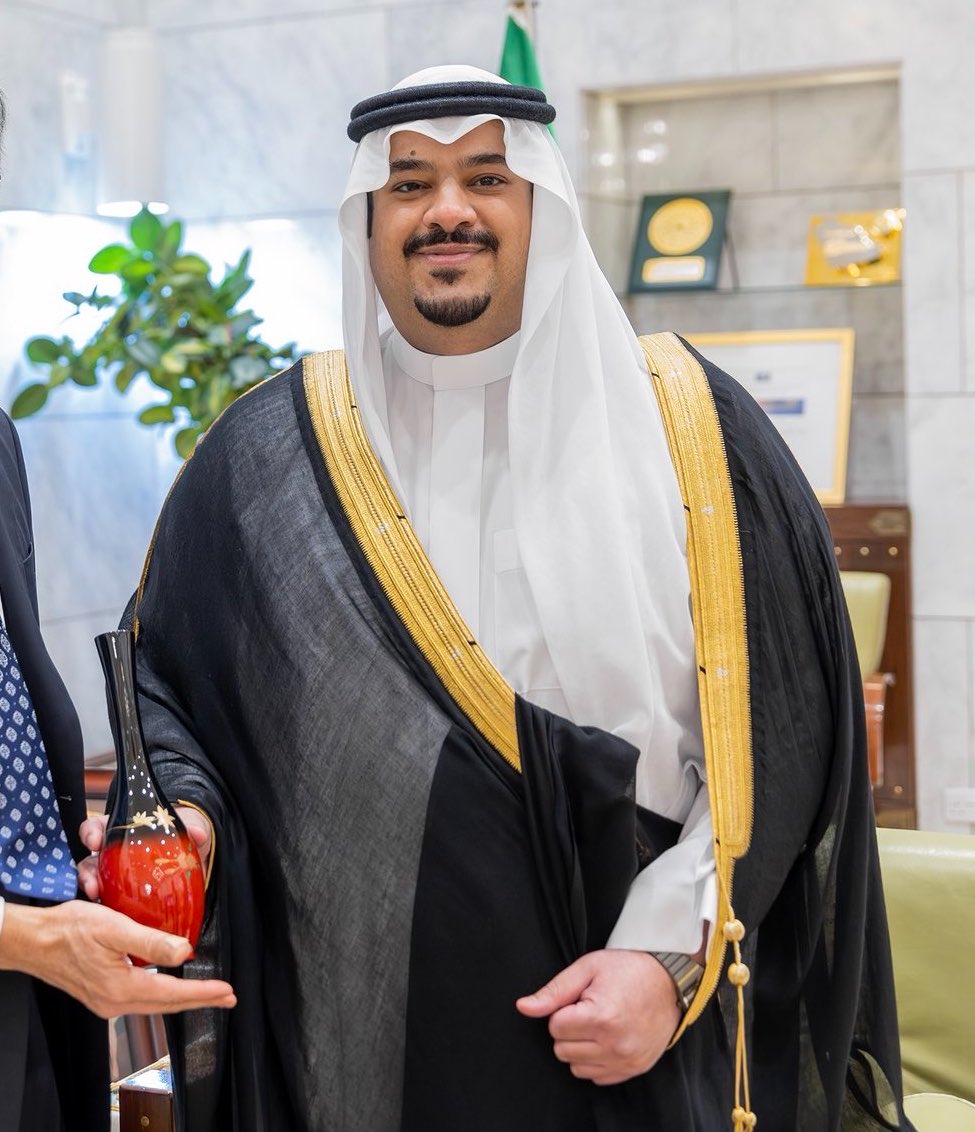 World of watches tweet media