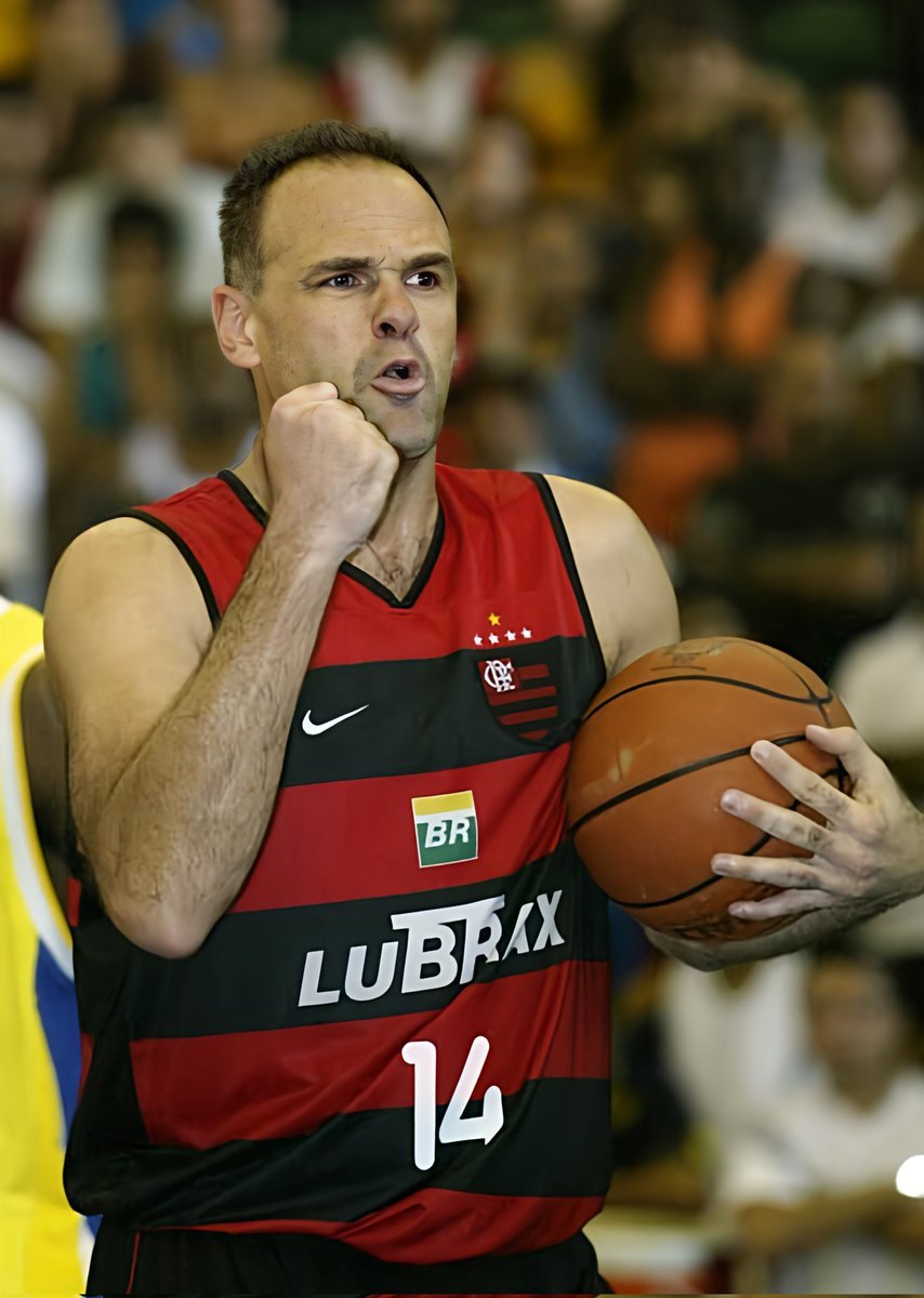 EFlamengadas's tweet photo. Se eu gosto de basquete, vc é o motivo, obrigado por tudo, Oscar Schmidt https://t.co/Moq01l8GVQ