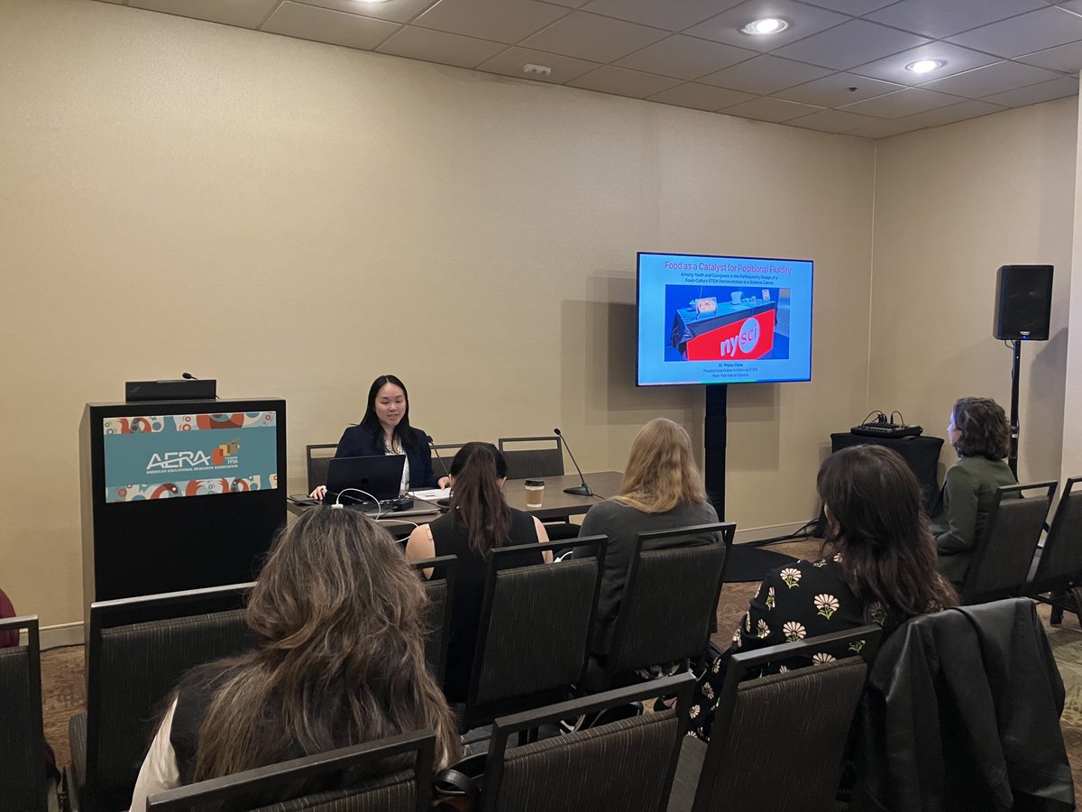 nysci's tweet photo. Last week, our researchers joined conversations about STEM learning at the American Educational Research Association.

Our team shared some of the ways that we are working to make informal science learning more accessible by integrating community perspectives. https://t.co/lP9WGqwMsA