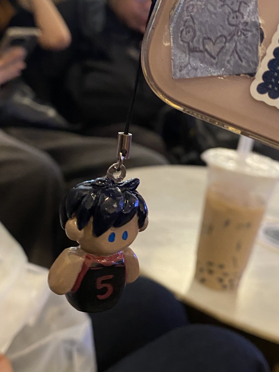 bloominblue888's tweet image. handmade keycap | keychain ,design by me !
🎐 พวงกุญแจดินปั้นทำมือ
🍀 คีย์แคป ฐานตัว+

พวงกุญแจสามารถทำแบบอื่นได้ : 
&amp;gt; แจ้งรายละเอียด โดยการส่งเรฟหรือส่งรูปที่ต้องการ
&amp;gt; character anime
ระยะการทำ 5-7 วัน

#keychain #keycaps #พวงกุญแจ #คีย์แคป #ดินปั้น