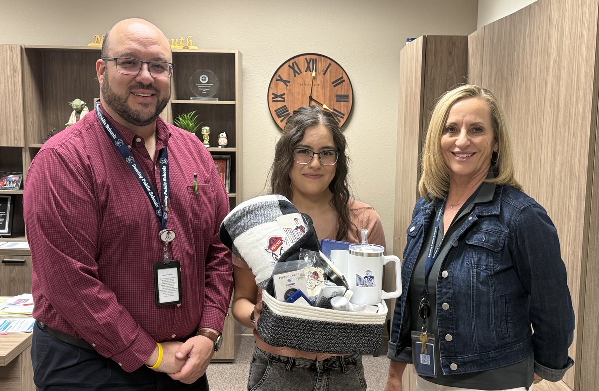 Deming Public Schools tweet media