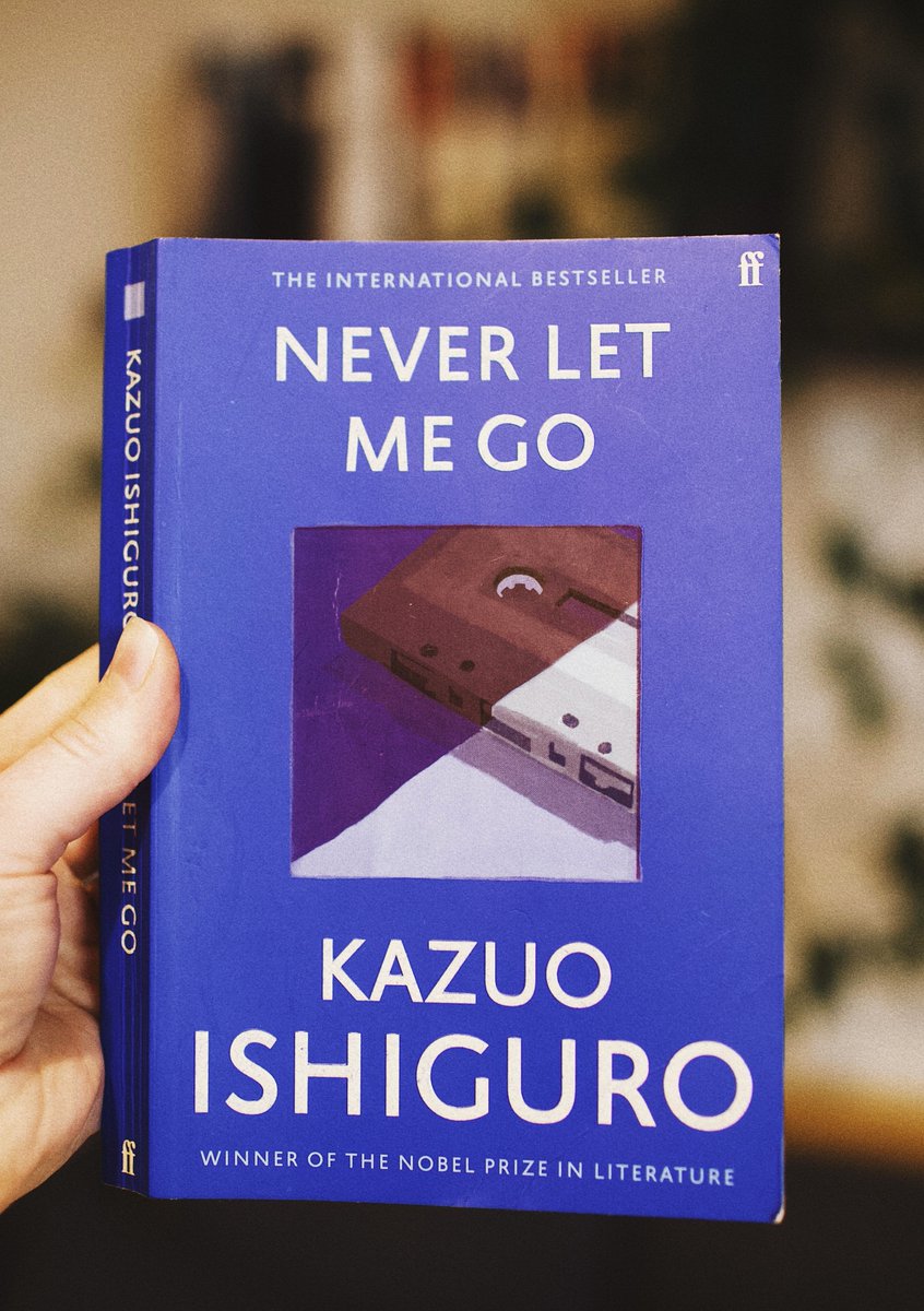 Ањ в шляпе tweet media