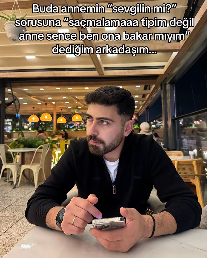 jurnalhabertr's tweet photo. En yakın arkadaşıyla evlenen kadın:

“Ben ve annemin ‘Sevgilin mi’ sorusuna ‘saçmalama tipim değil, ben ona bakar mıyım’ dediğim arkadaşım, yani bir zamanlar öyleydi. 

Parası için bakıyorsun diyenlere ‘He he’ deyip geçiyorum.” https://t.co/j5wJbiZ2Po