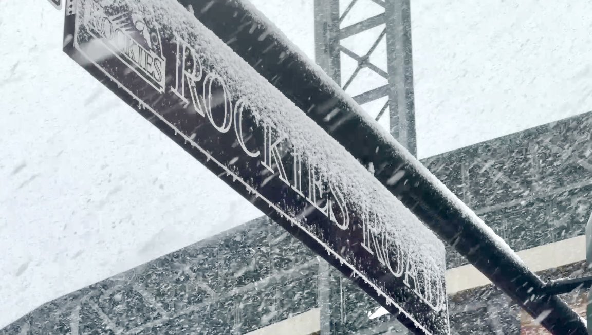 MikeCastellucci's tweet image. I call this Rockies Road ice cream sign. #letsplaytwo #baseball #snow #coloradorockies