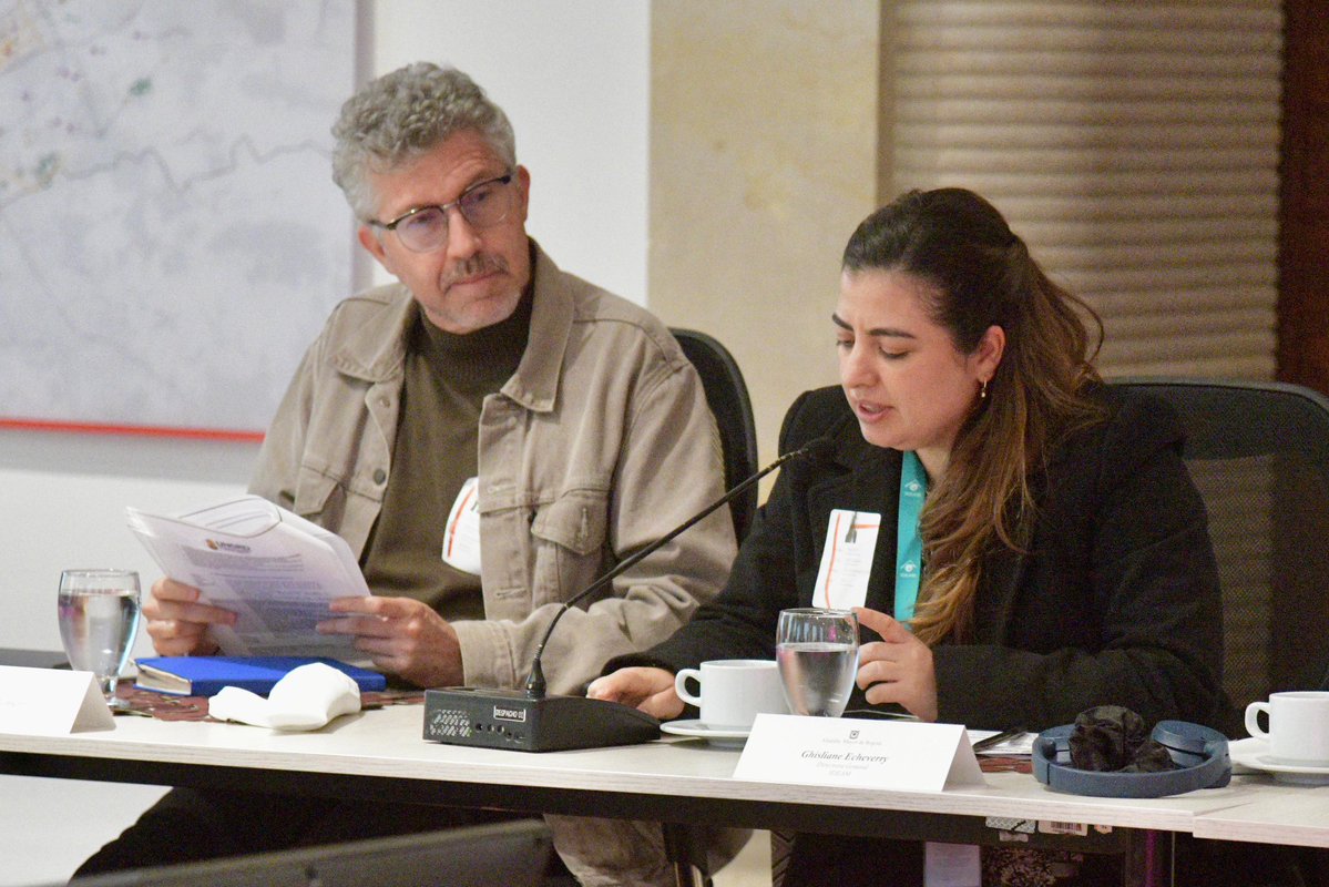 UNGRD's tweet image. Carrillo alerta a Galán por posible fenómeno El Niño y acuerdan medidas para proteger a Bogotá. 

#AEstaHora, el director de la UNGRD, @CarlosCarrilloA, se reúne con el alcalde mayor de Bogotá, @CarlosFGalan; la directora del @IDEAMColombia, @ghisecheverry; y el director del