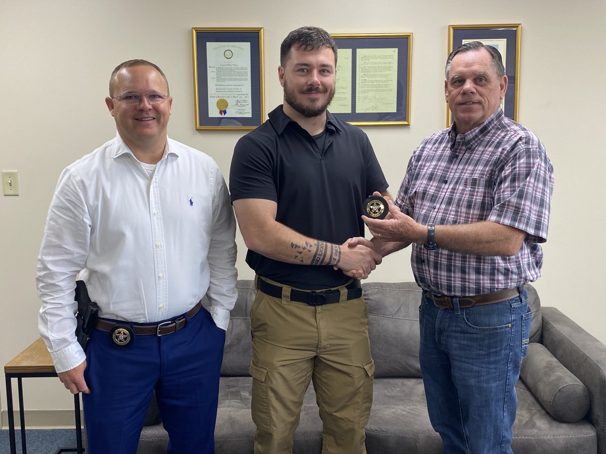 PopeCountySO's tweet photo. New Deputy! https://t.co/psPZ1bLJhb https://t.co/V3oUogoKf0