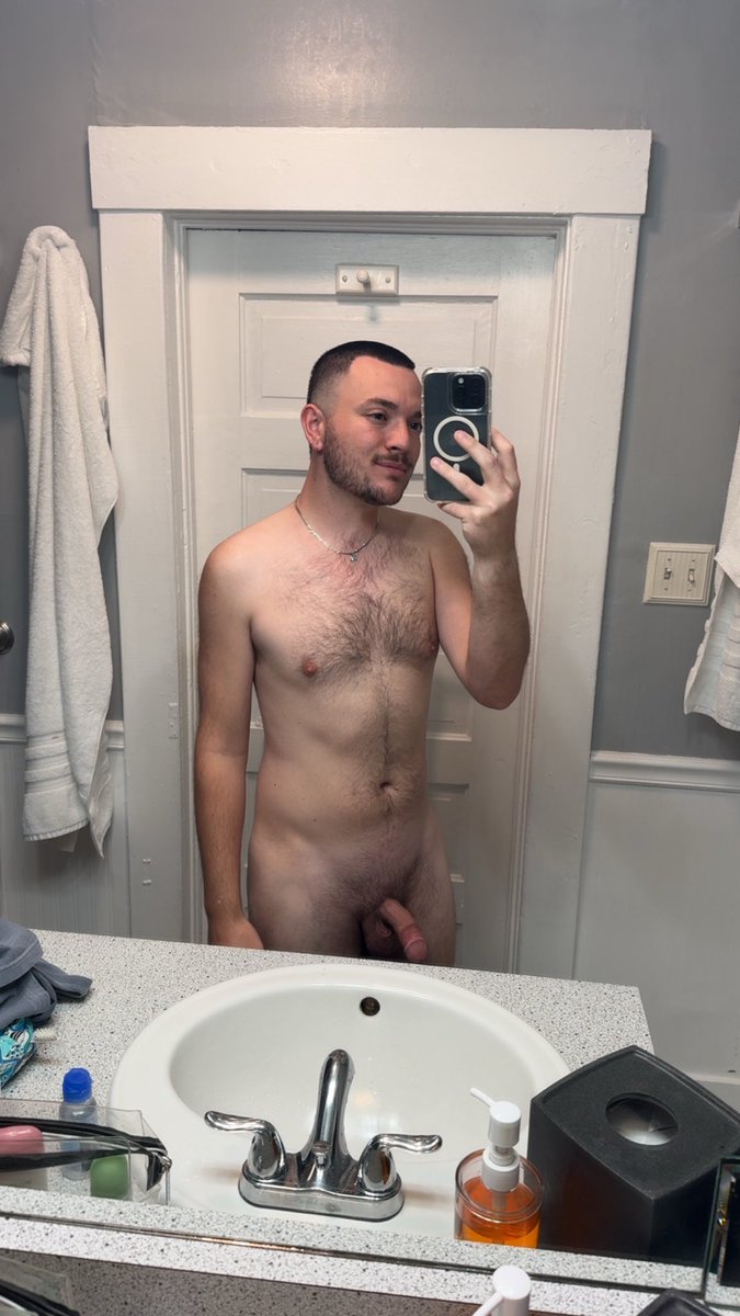 outterboy97's tweet photo. Different mirror same me. Enjoying my time in Savannah Georgia. Here til Sunday let me know what’s up! 😈🥵 https://t.co/gxV6JeyYmp