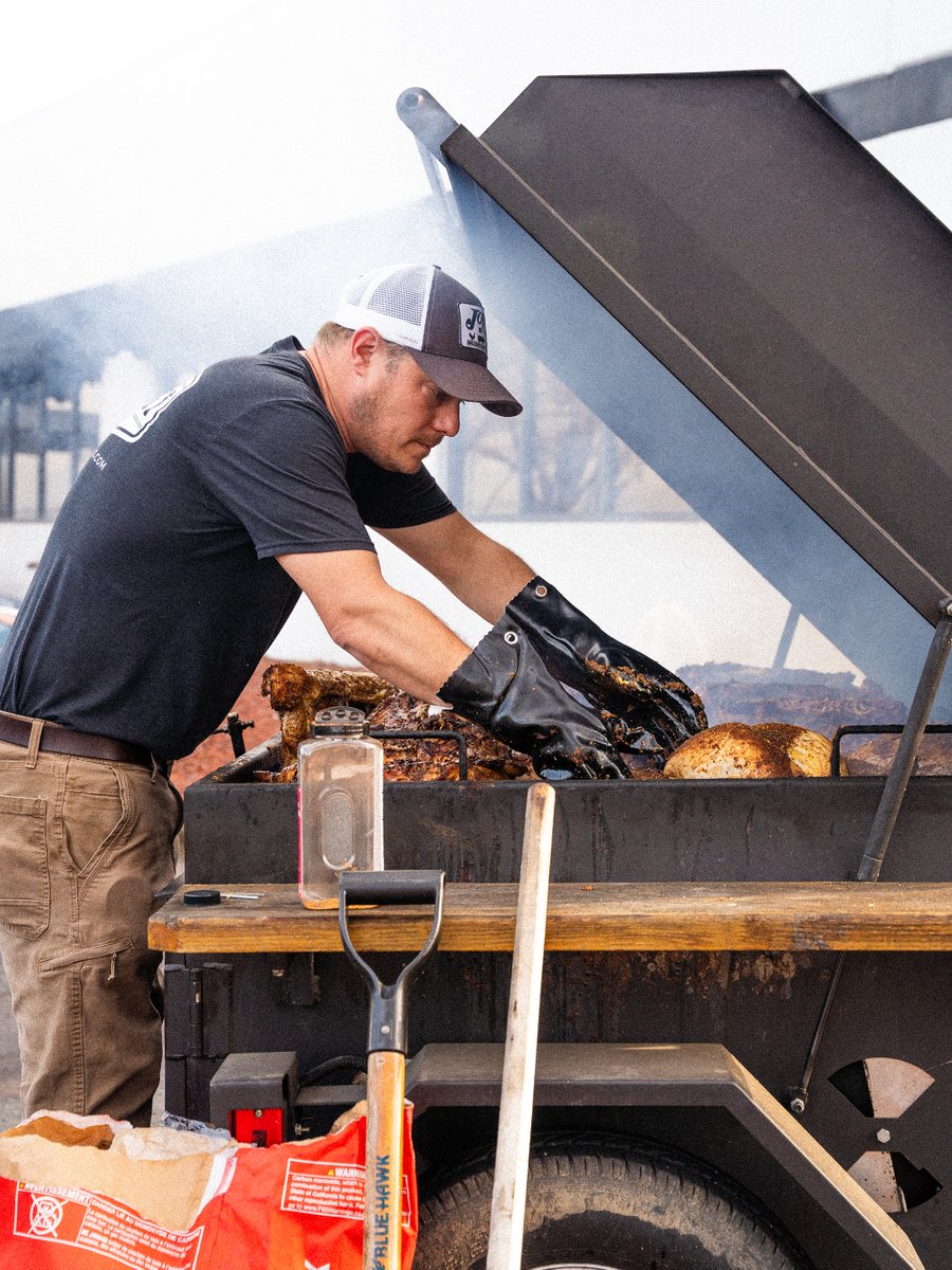 JoyceFarms tweet media