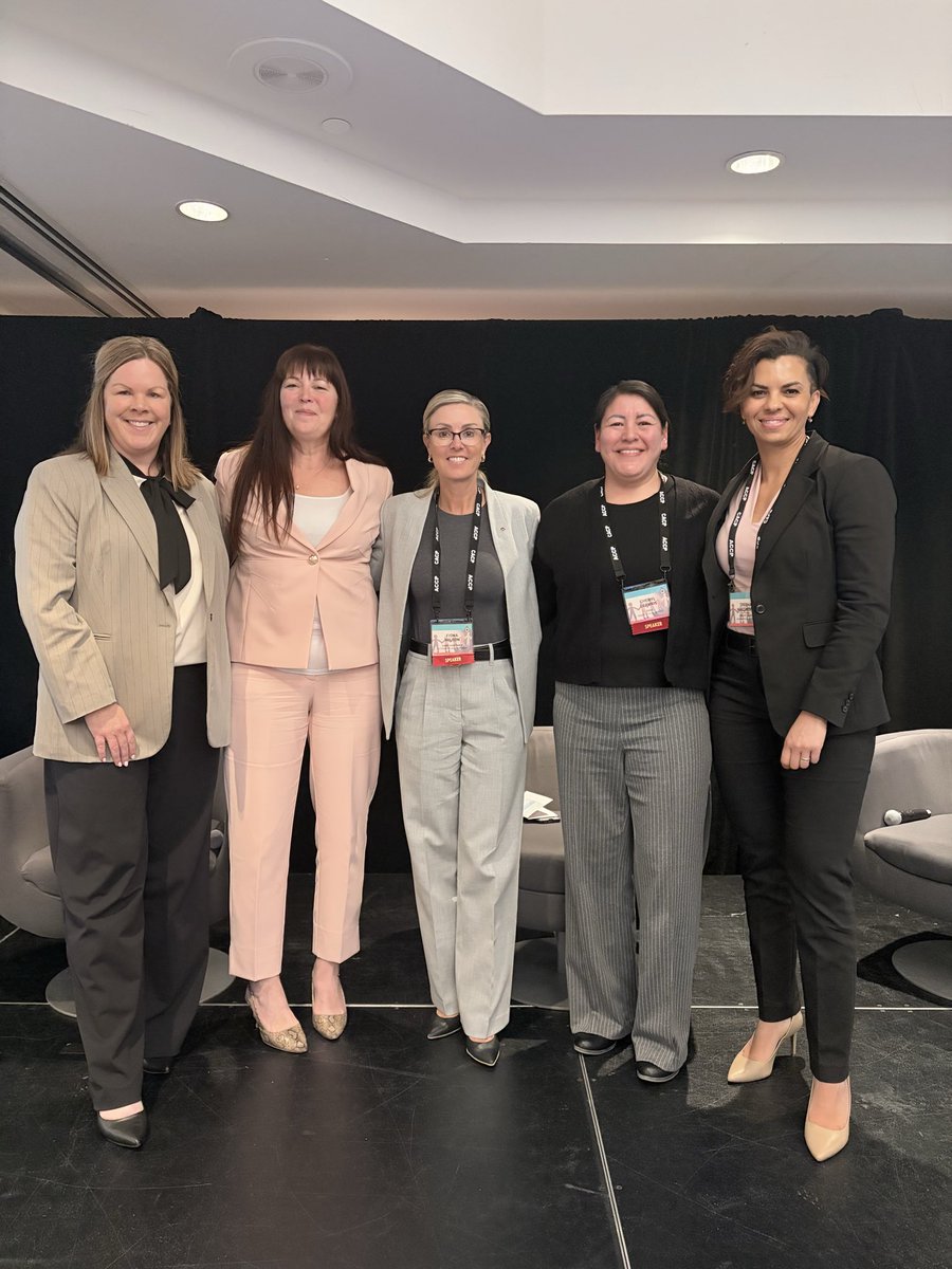 SudburyPolice's tweet photo. Chief Sara Cunningham joined trailblazing female Chiefs from across Canada at the CACP People Summit to share leadership journeys and discuss advancing women in policing  - work that reflects GSPS’s proud commitment to the #30Forward initiative.
#CACP  #WomenInPolicing https://t.co/SQ9AC9P1Wx