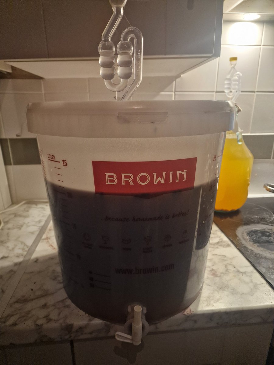 MrLGeo's tweet image. I *think* I've got enough red wine to last me the weekend. Getting this bottled is tomorrow's job so I can have some countertop space back in my kitchen.