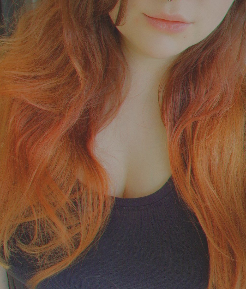 Deine Herrin Ari tweet media