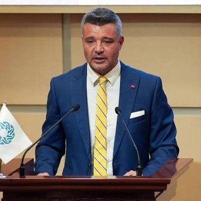 Ali Koç döneminden ders aldığımız için Sadettin Saran'a bu kadar erken istifa diyoruz. Kimseye kredi falan yok. Bu takımı devre arasında forvetsiz bırakıp şampiyonluğu kendi elleriyle verdi…