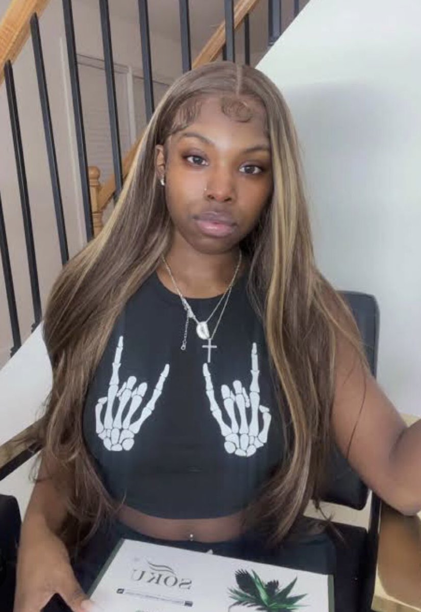Kashdiamond98's tweet photo. Weekend vibes 😘🙂🥰 https://t.co/HSqEiX8Qhe