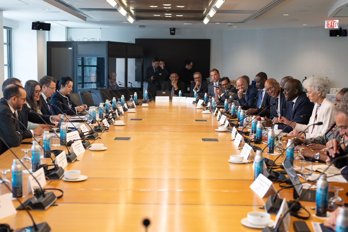 Le #Maroc est un moteur de l’intégration économique africaine — et <a href="/IFC_org/">IFC</a> est fier d’accompagner cette ambition : mobilisation de capitaux privés, PPP, développement des marchés de capitaux et accès au financement pour les PME.
Échange toujours constructif avec <a href="/FettahNadia/">Nadia Fettah</a>,