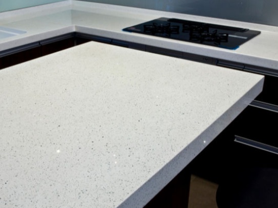 usstoneoutlet's tweet image. Refresh your kitchen with beautiful Crystal White countertops! A bright and elegant choice for any New Orleans home. Visit our website to learn more!

zurl.co/IXzXv 

#CrystalWhite #countertops #kitchenremodel #NewOrleans #USStoneOutlet