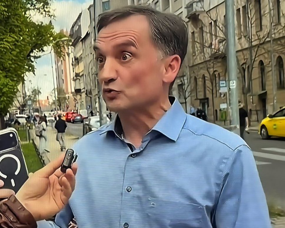 Ministerstwo Głupich Kroków tweet media